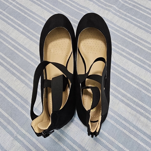 Dream Pairs Flats - Picture 2 of 6